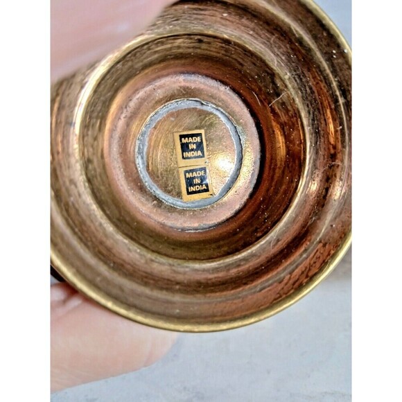 2 Brass Minature Flower Baskets with Folding Handles. - Picture 5 of 7